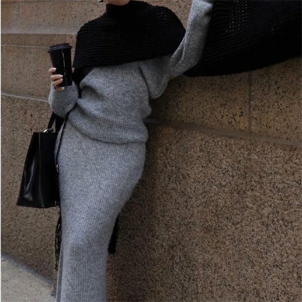 81U9H0hjqFL.jpg Women's Knit Maxi Set - Bat Wing Sleeve V-Neck Sweater & A-Line Contour Skirt in Heather Gray